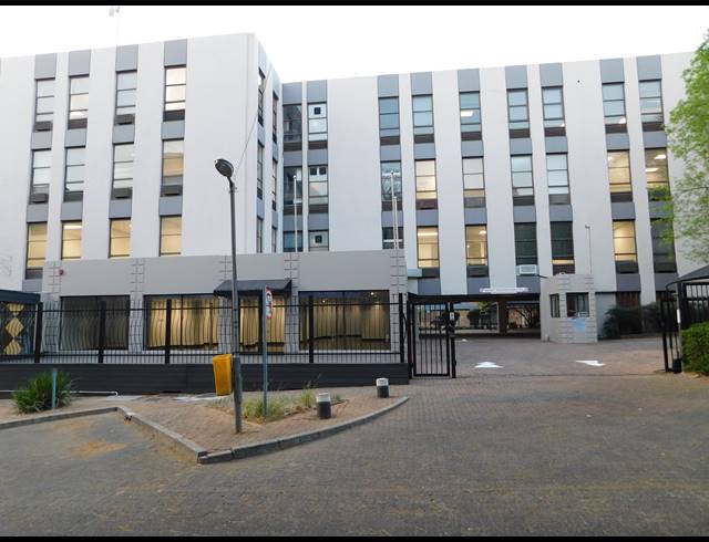 2,001M² OFFICE TO LET IN ROSEBANK